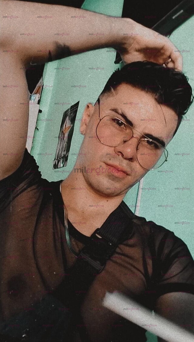 FOTOS DE CHICO COLOMBIANO DISPUESTO A COMPLACERTE SIN LÍMITES