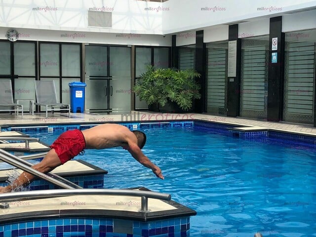 FOTOS DE ¿BUSCAS UN AMANTE QUÉ PREÑE A TU MUJER? ¡SERVICIO A PAREJAS SWINGERS!