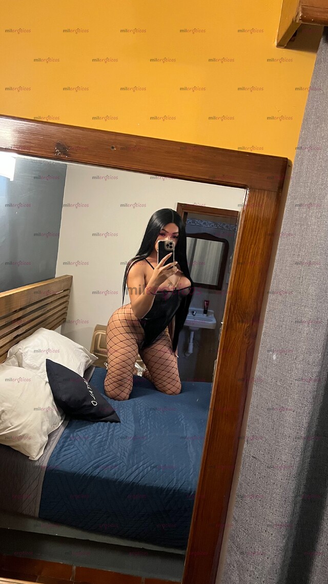 FOTOS DE SEXY GATITA SUMISA DISPUESTA A DEJARSE COJER DURO