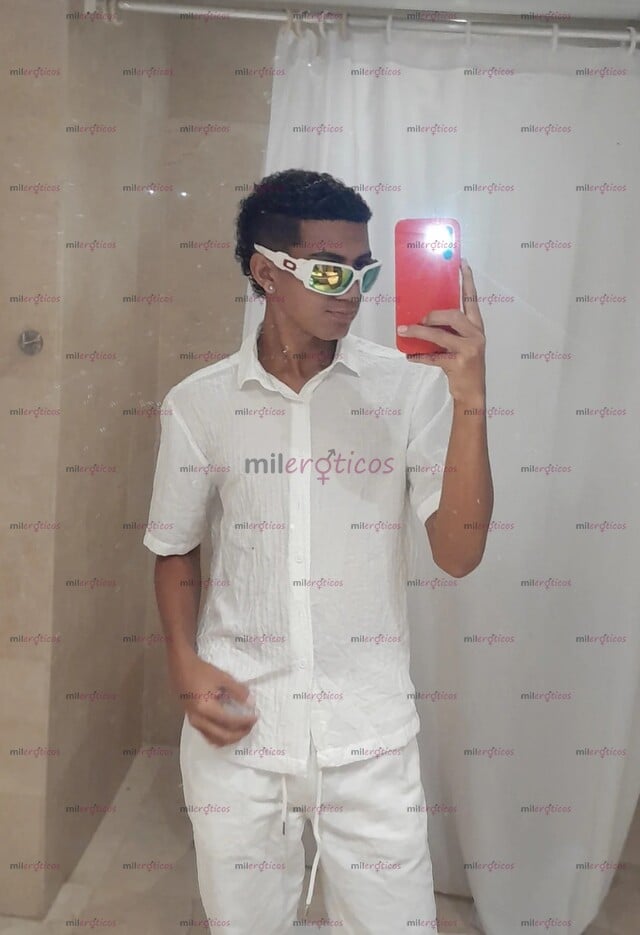 FOTOS DE JOVEN SEXY 19 CM COMPLACIENTE, ACTIVO, DISPUESTO A CUMPLIR TUS FANTASÍAS