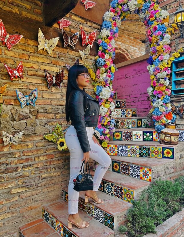 FOTOS DE ¡ SEXY Y LINDA ! COJAMOS BIEN RICO HASTA HACERTE VENIR