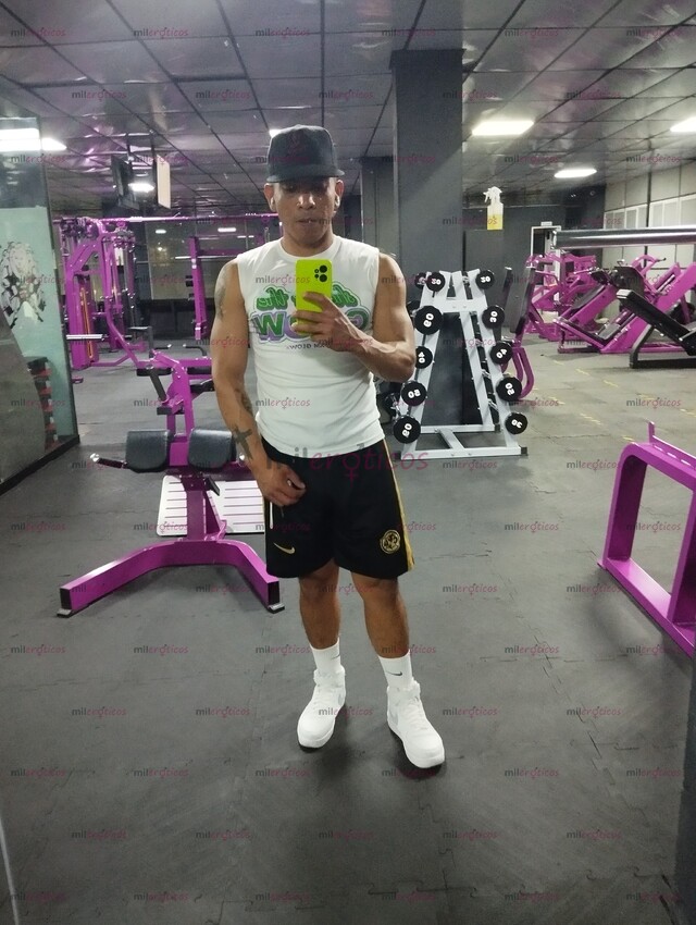 FOTOS DE CHAKAL EN CIUDAD DE MÉXICO , COMPLACIENTE 100% ACTIVO