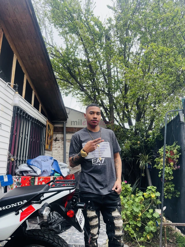 Mi 974951677 este es mi whatsapp atravez de instagram amp juniorandresoliverosdisponibilidad salidas y tambien con sitio y bien dotado mas de 20 cm cu...