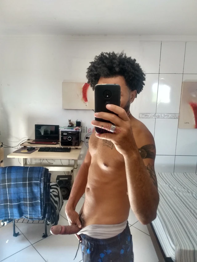 Me chamo rodrigo sou ativo 20 cm dotado atendo com hora marcada nao faco sem preservativo nao insista150 a hora sem local mais uber nao dou desconto n...