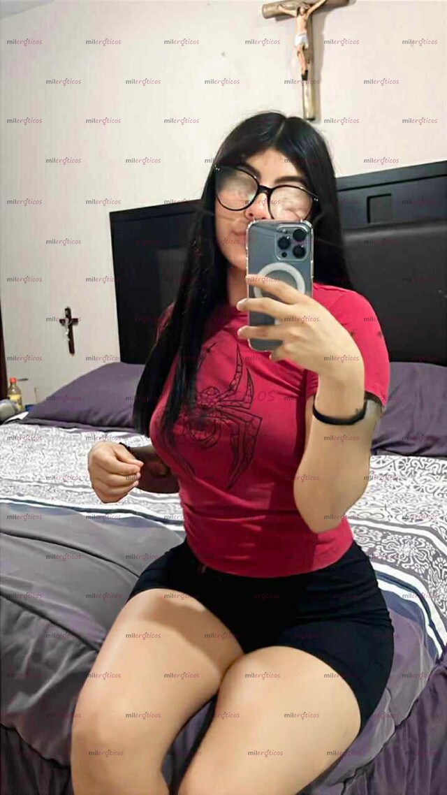 FOTOS DE FLAQUITA PELINEGRA CON RICO CULO LISTA PARA SACARTE TODO EL ESTRES AMOR COA