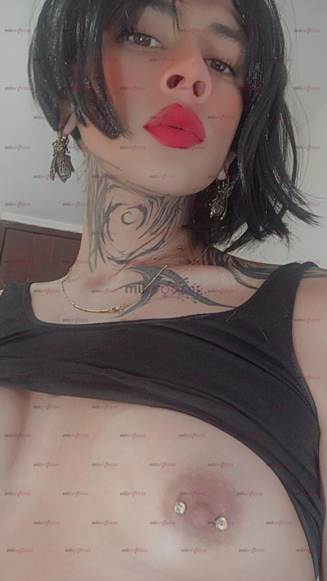 FOTOS DE TRANS FEMENINA ALTA DELGADA Y TATUADA, DOM SUB