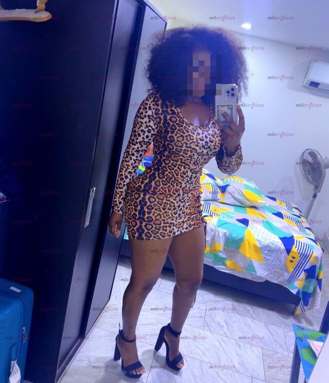 FOTOS DE HOLA MIS AMORES SOY ALASKA UNA NEGRA ALTA ACUERPADA CON UNAS NALGAS GRANDES Y U