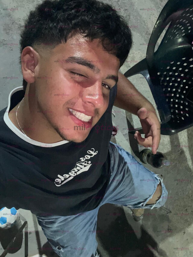FOTOS DE CHICO CALIENTE, VENTA DE CONTENIDO AL PRIVADO