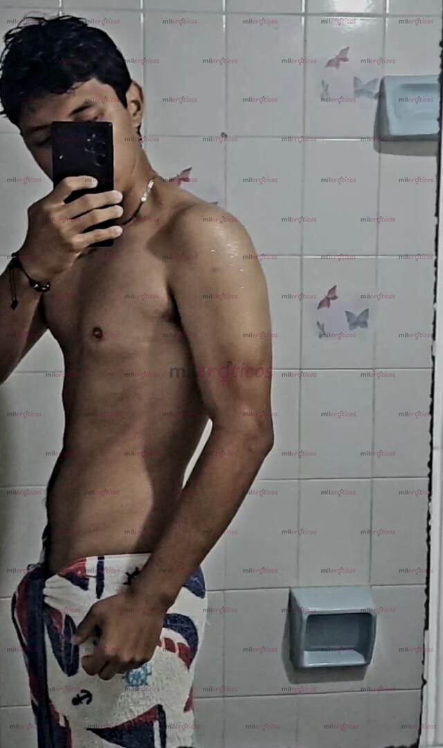 FOTOS DE JOVEN DE PASO POR LA CIUDAD PARA ATENDER DAMAS O PAREJAS SOLAMENTE