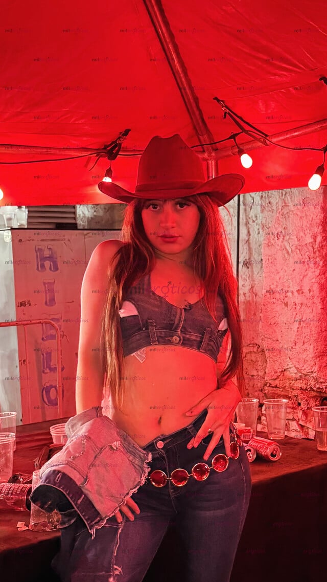 FOTOS DE 20 AÑOS, DELGADA, BONITA, NATURAL NALGONA DE 1.68CM SUMISA O DOMINANTE