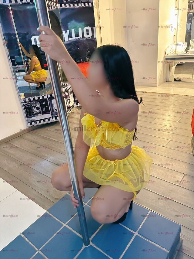 FOTOS DE CHICA PETIT, HOT, CARIÑOSA Y COMPLACIENTE