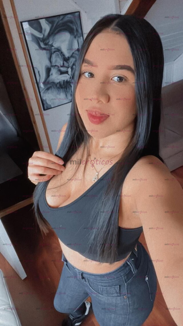 FOTOS DE LINDA JOVEN PIEL BLANCA DELICIOSA SENOS ROSADITOS COLA REDONDITA