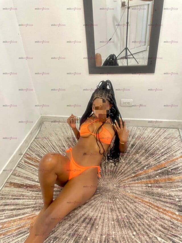 FOTOS DE HOLA SOY UNA MORENA CON LINDO CUERPO DISPONIBLE LAS 24 HORAS