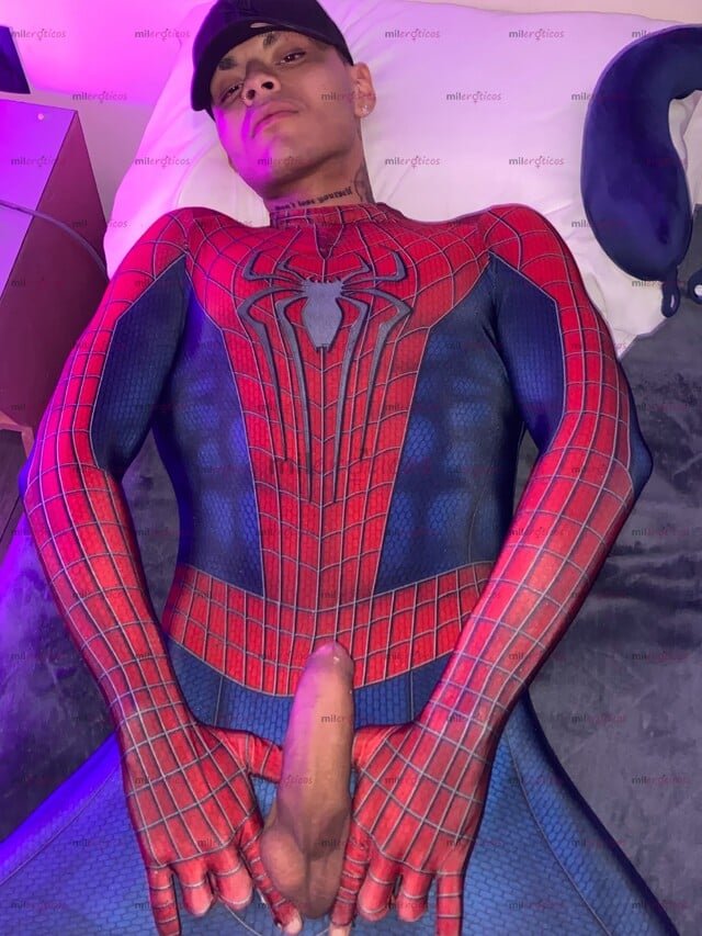 FOTOS DE NUEVO EN EL MEDIO LISTO PARA COMPLACERTE Y ROMPERTE ESE CULO