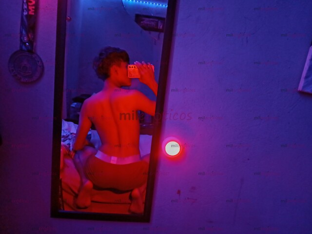 FOTOS DE JOVEN TWINK PASIVO AGUANTADOR PARA DARTE PLACER!