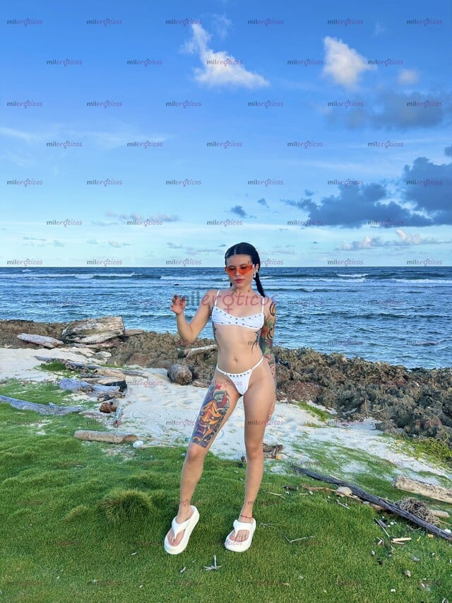 FOTOS DE JANIN FLAQUITA VIP PERFECTA Y COMPLACIENTE NIÑA CON TATUAJES