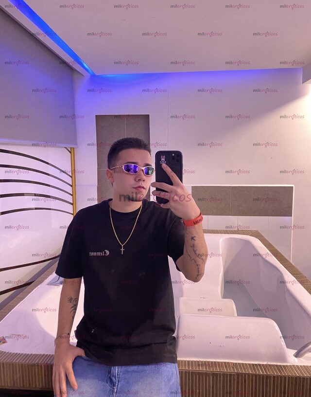 FOTOS DE DISPONIBLE PAISA VERGON LECHERO CON GANAS DE PASAR UN BUEN RATO