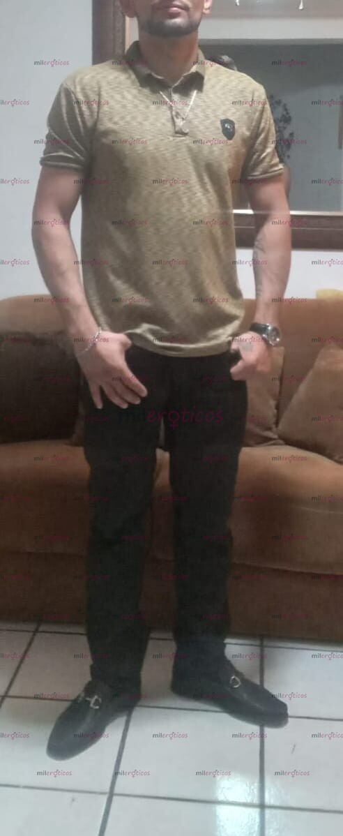 FOTOS DE APUESTO JOVEN, CARISMÁTICO, ELEGANTE Y COMPLACIENTE