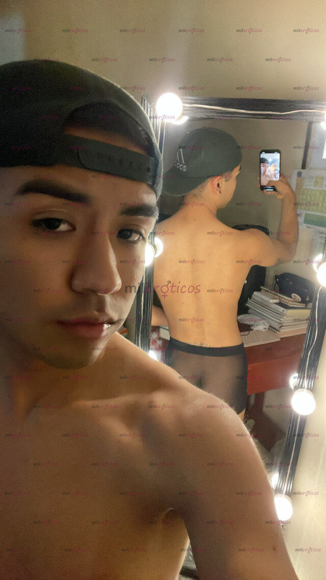FOTOS DE TWINK MORENO COMPLACIENTE, DELGADO CON BUEN CUERPO 22 AÑOS