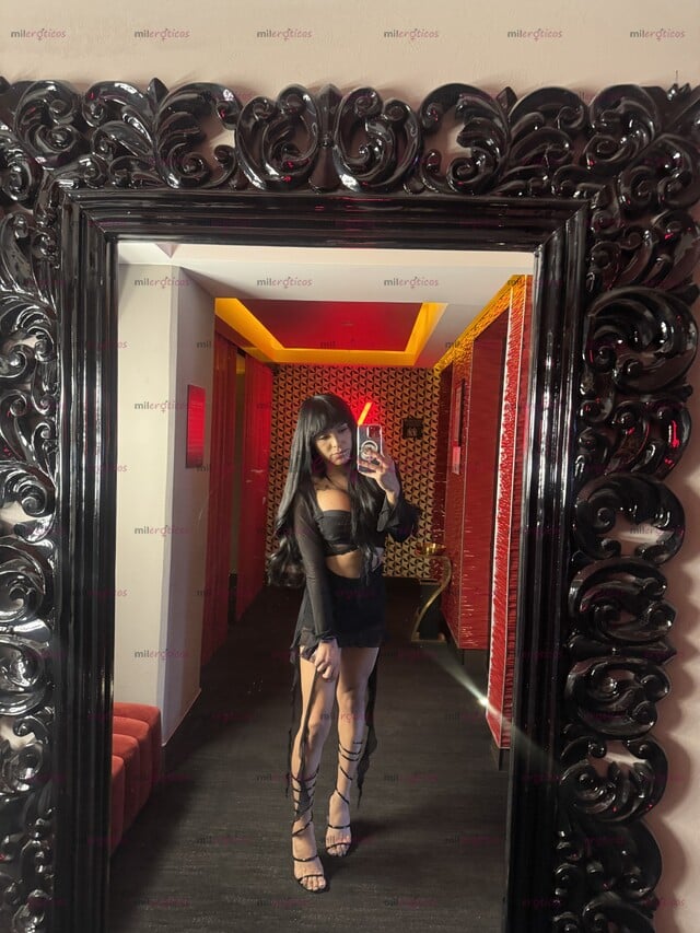 FOTOS DE HOLA SOY UNA NIÑA FLAQUITA CHICHÓNA SÚPER CALIENTE Y DISPONIBLE PARA TI AMO