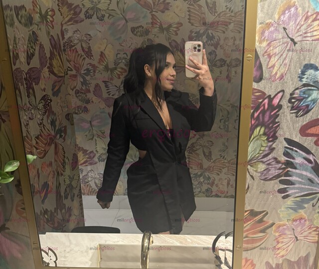 FOTOS DE RICA MORENA MUY ARRECHITA MUY BUENA CON LA BOCA TODO MUY RICO