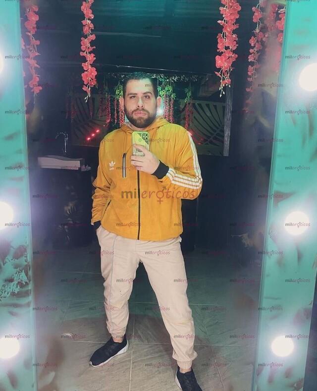 FOTOS DE TU HOMBRE DISCRETO , CALIENTE Y DISPONIBLE