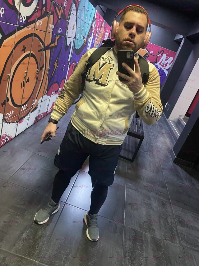 FOTOS DE TU HOMBRE DISCRETO , CALIENTE Y DISPONIBLE