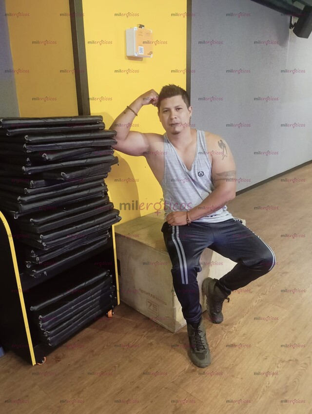 FOTOS DE MASAJISTA EROTICO Y MAS! JAY SERIO Y MADURO .