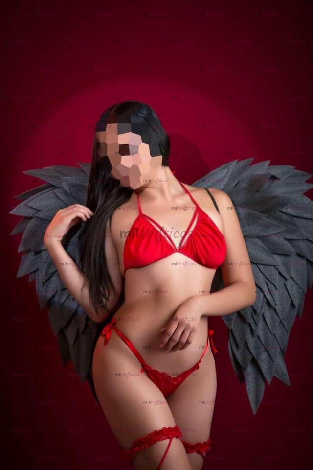 FOTOS DE HERMOSA NATALIA EN KENNEDY ESPERANDO POR TI VEN YA AMOR