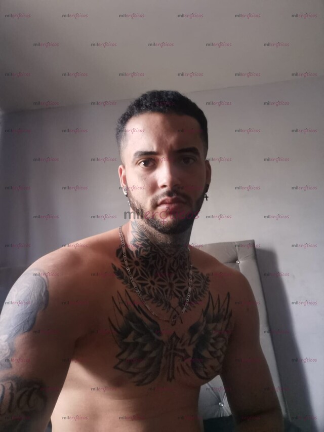 FOTOS DE CRISTIAN TU MACHO, TU VICIO, TU DESAHOGO. 100% COMPLACIENTE