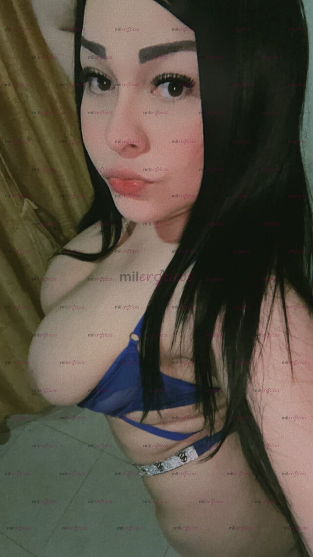 FOTOS DE JUGUETONA Y ARRECHA TODA UNA DIABLITA EN LA CAMA
