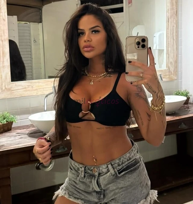 Vem vem meus amores seja todos bem vindos vendo conteudos faco chamadinhas e gosto de gozar gostoso em chamadinhas meus conteudos tambem todos atualiz...