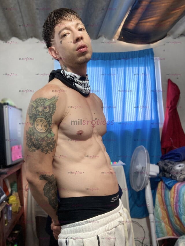 FOTOS DE JOVEN ACTIVO COLOMBIANO TOTAL DISCRECIÓN HABLA AL WHSAPP PARA MÁS INFO