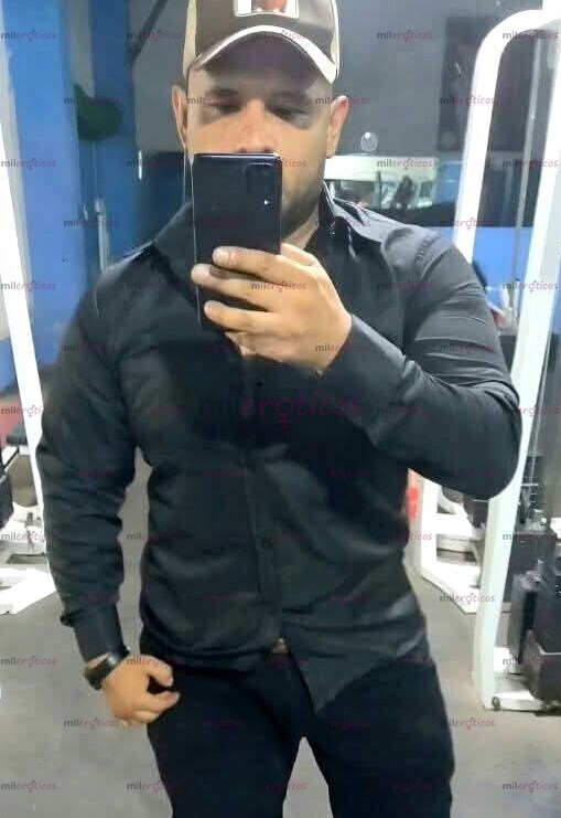 FOTOS DE QUIERES UN MACHO CHIHUAHUENSE DE VERDAD ?? NO BUSQUES MAS VAQUERO AQUI ESTOY