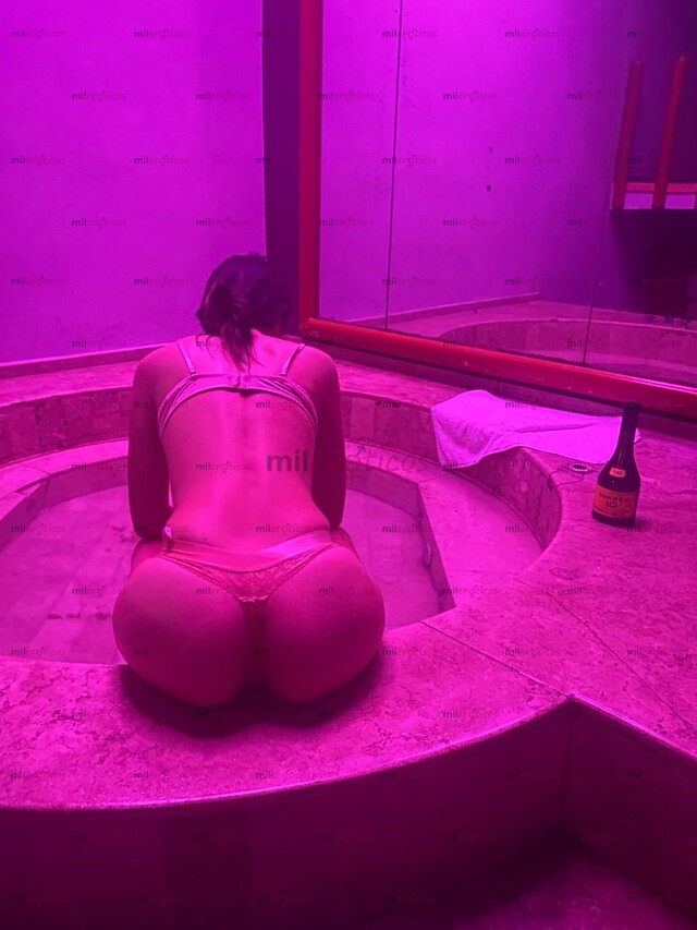 FOTOS DE KARIME!! FLAKITA MUY APRETADITA!! CERO PAYASA MI AMOR!!