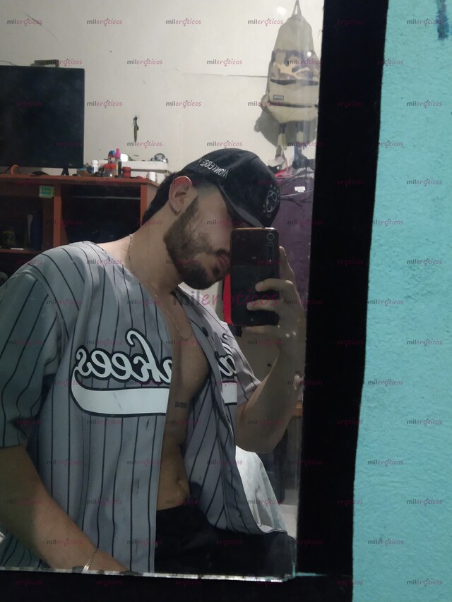 FOTOS DE JOVEN DISPUESTO A CUMPLIR TUS FANTASIAS CON 17 CM DE PLACER