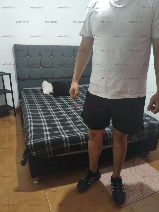 FOTOS DE SE SOLICITAN 3 CHICAS PARA TRABAJAR EN KENNEDY