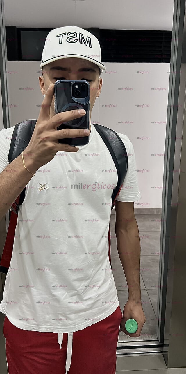 FOTOS DE HETERO 23 CM GRUESO DOMINANT , JOVEN VARÓN ( VIDEOLLAMADA HOT, CONTENIDO CASERO)