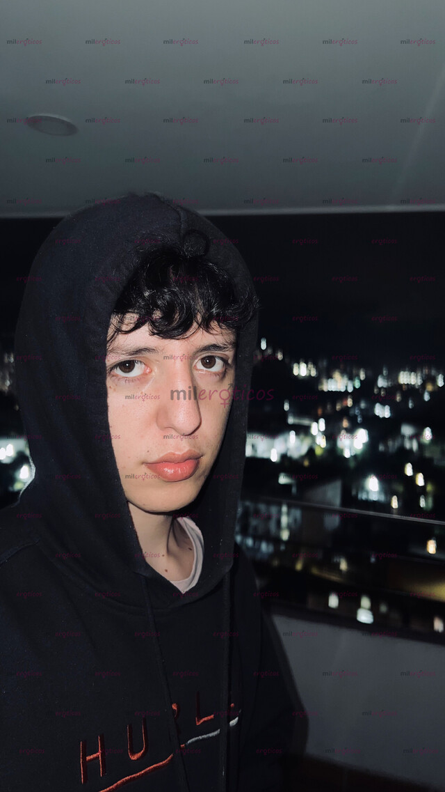 FOTOS DE HOLA, ESCRÍBEME DISPUESTO A COMPLACERTE