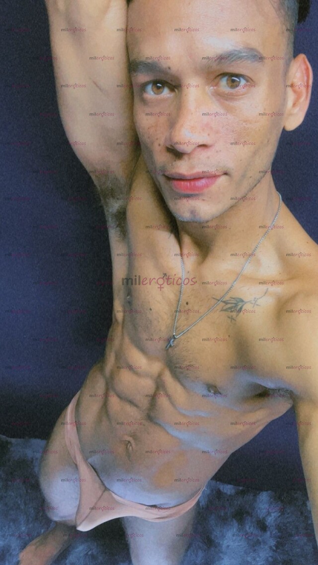 FOTOS DE EXTRANJERO DOTADO GUAPO Y COMPLACIENTE!!!!