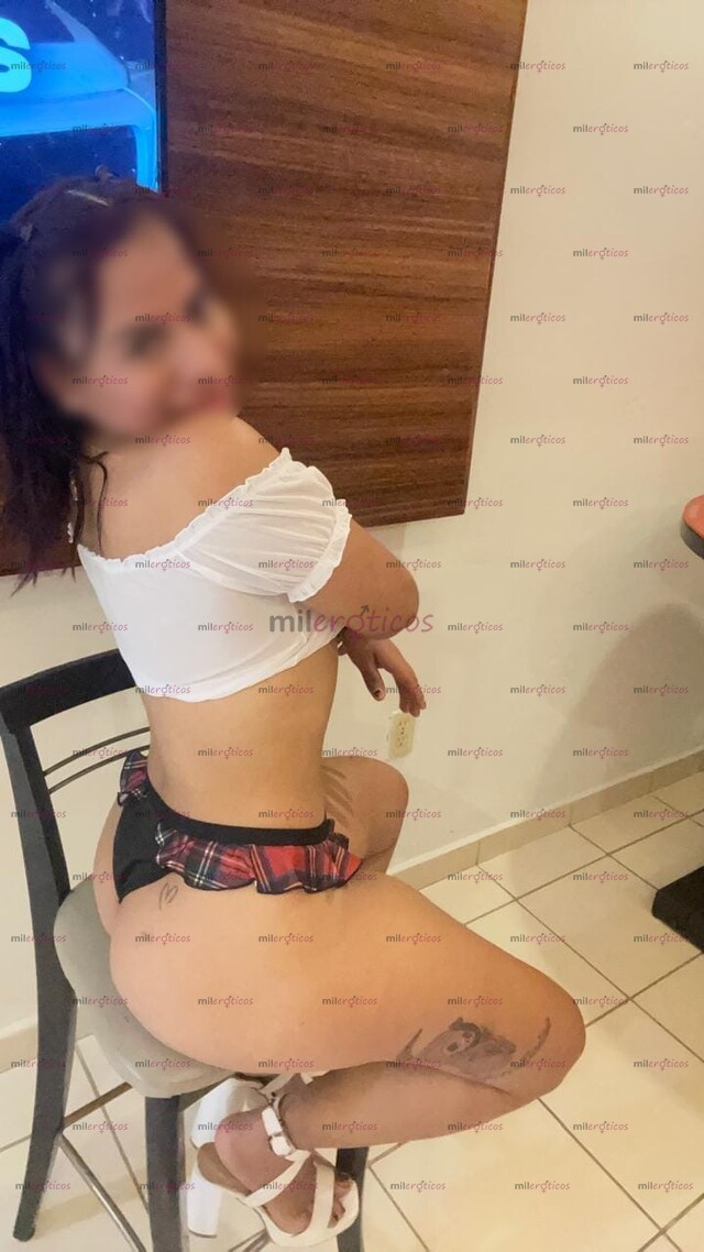 FOTOS DE CHAPARRITA TETONA Y CULONA NATURAL MUY COMPLACIENTE Y DISCRETA