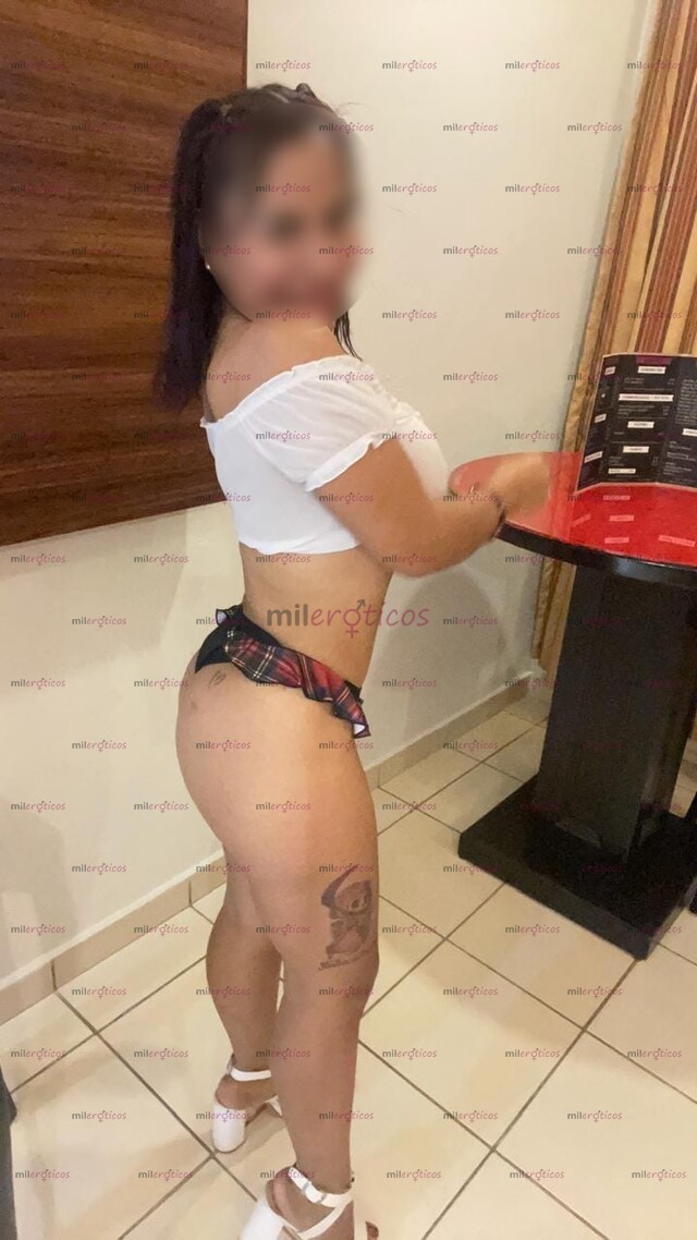 FOTOS DE CHAPARRITA TETONA Y CULONA NATURAL MUY COMPLACIENTE Y DISCRETA