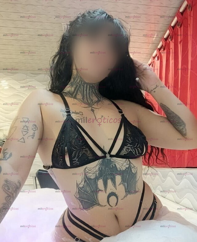 FOTOS DE SERVICIO VIRTUAL LINDA MORENA NALGONA TATUADA