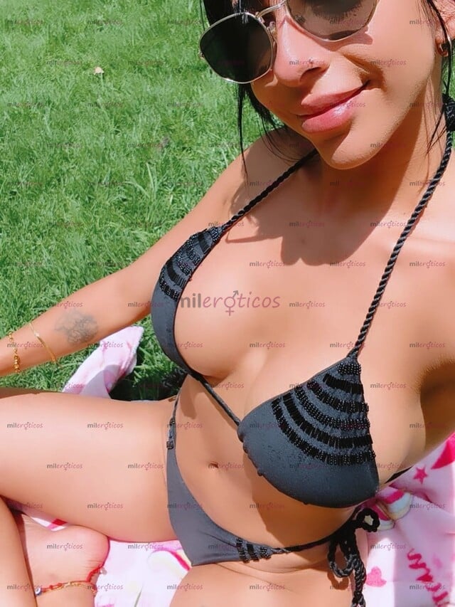 FOTOS DE UNA COLOMBIANA CALIENTE CHICHONA DISPONIBLE EN MANZANILLO LLAMAME