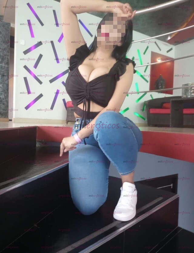 FOTOS DE CARIÑOSA Y TIERNA NENA DELGADA CON BUEN CUERPOHOLA SOY UNA LINDA CHICA CON GANAS