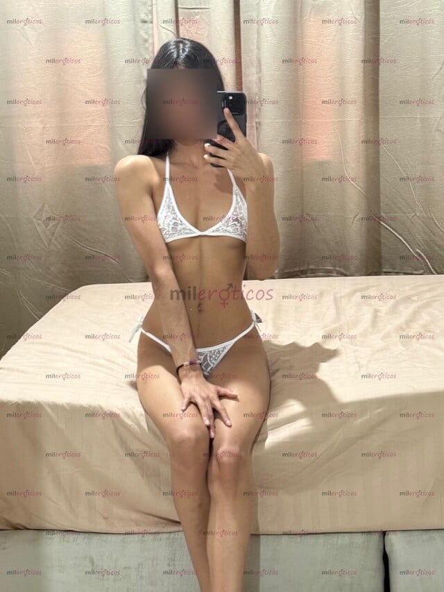 FOTOS DE SOY STEFANY TENGO 18 AÑOS, SOY HERMOSA FLACA CON UNA DULZURA MUY ESPECIAL