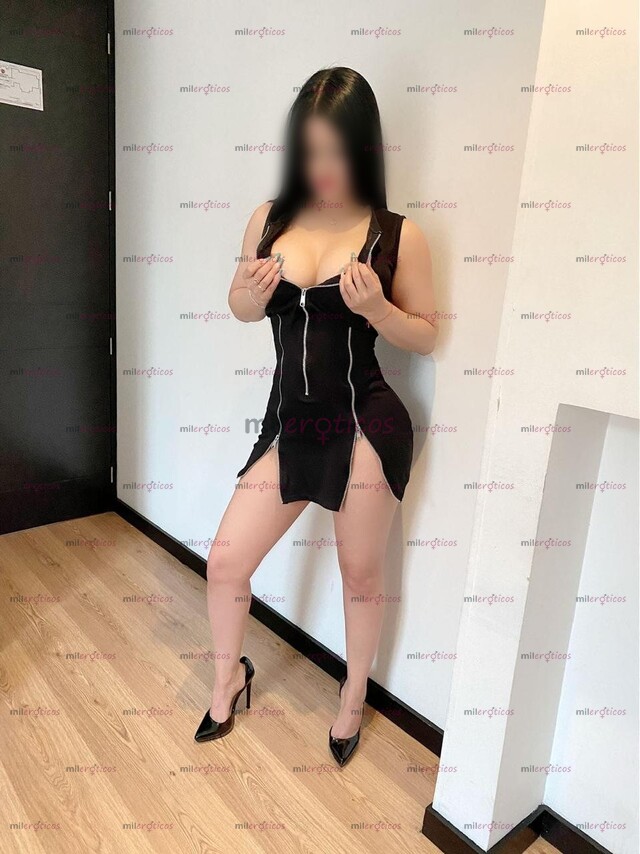 FOTOS DE DELICIOSA SCORT PELINEGRA, ARDIENTE CON PECHOS GRANDES Y BUENAS CURVAS