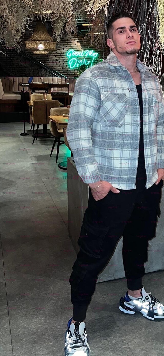 FOTOS DE JHORGE ZEPEDA, VERSÁTIL, CUENTO CON LUGAR, ACEPTO PAGO C T