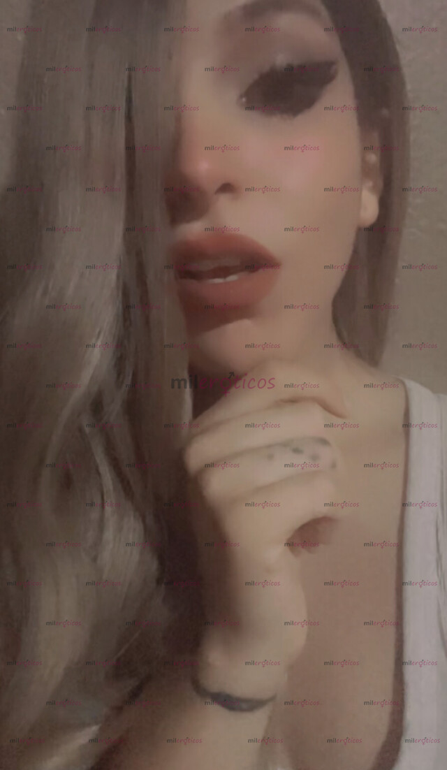 FOTOS DE AVRILITA SUPER ACCECIBLE Y EXTREMADAMENTE CALIENTE POCOS DIAS EN TU CD