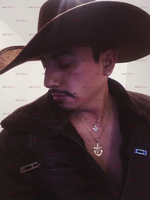 FOTOS DE VATO MEXICANO CON 22CM DE VERGA ACTIVO MACHIN Y BUENA ONDA